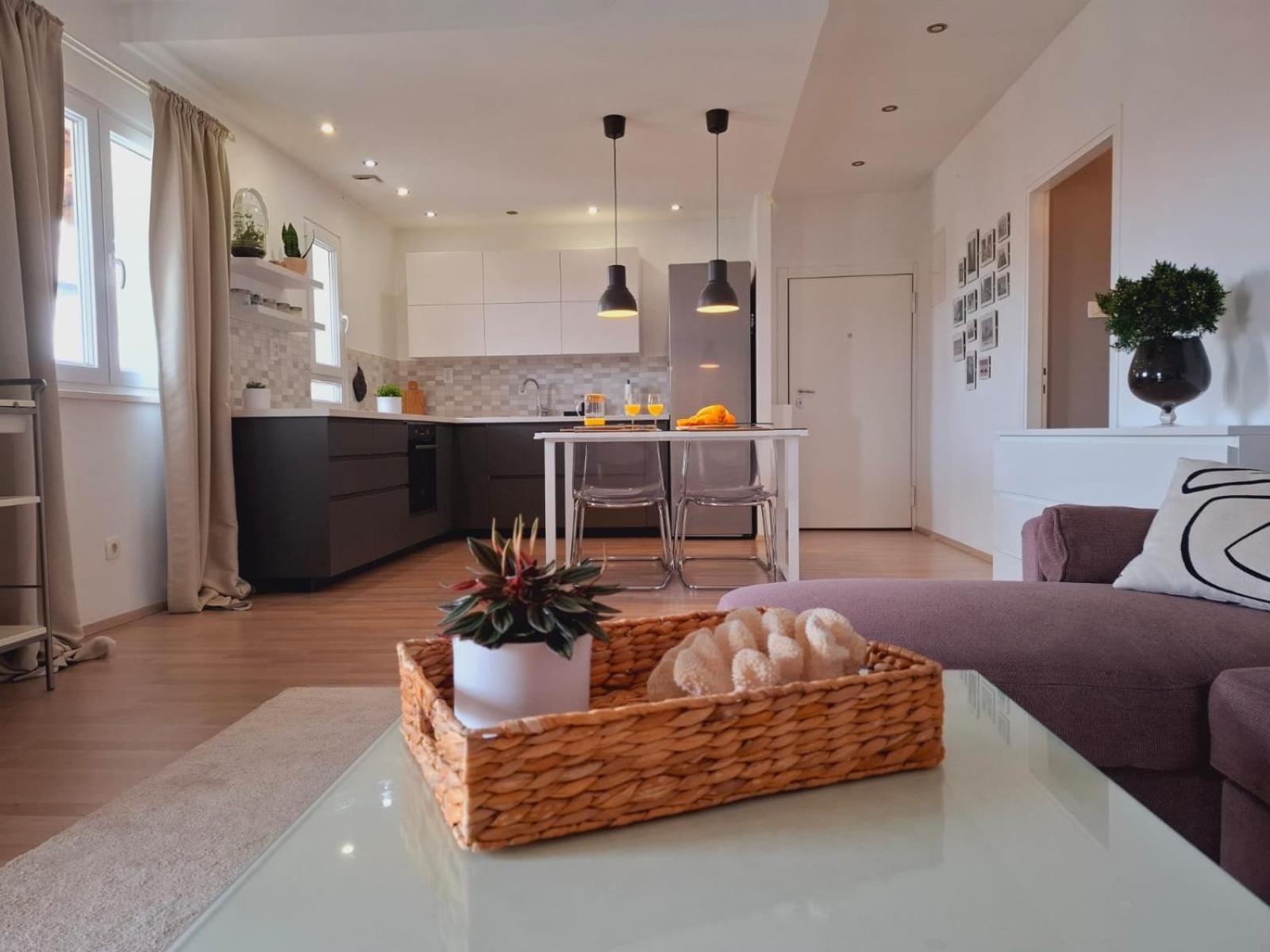 Skenza's loft 68m2 Split Bagian luar foto
